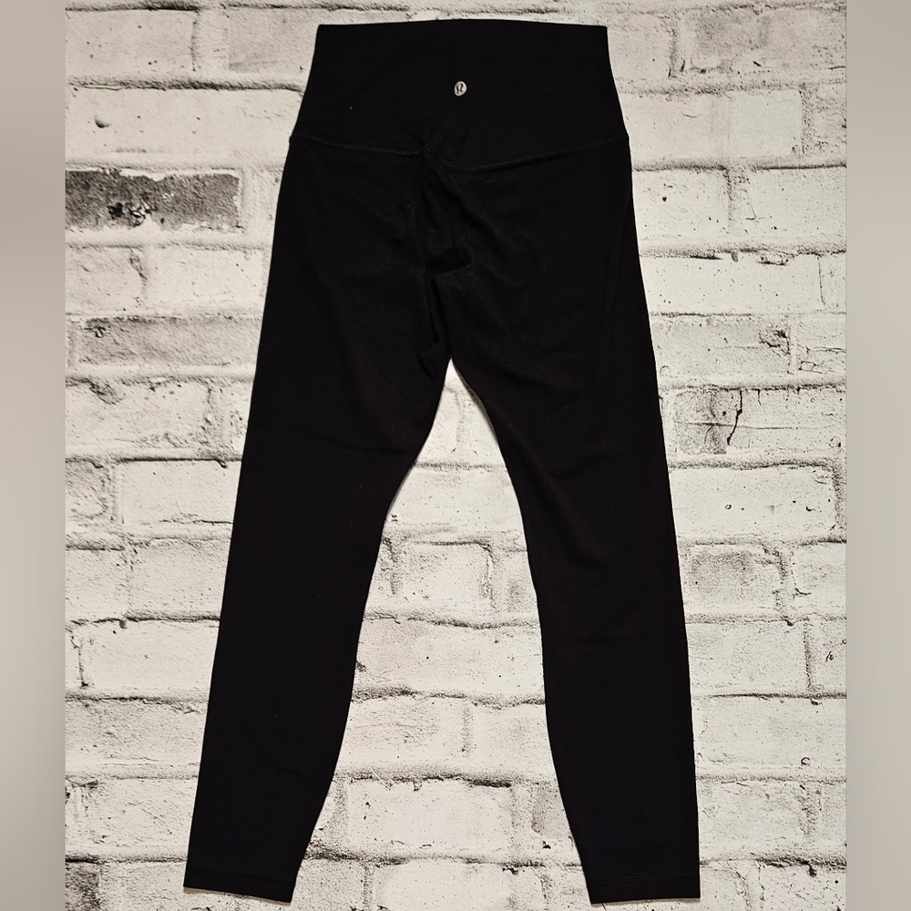 Lululemon Black High Rise 7/8 Leggings Athletic Yoga Pants Size 6
